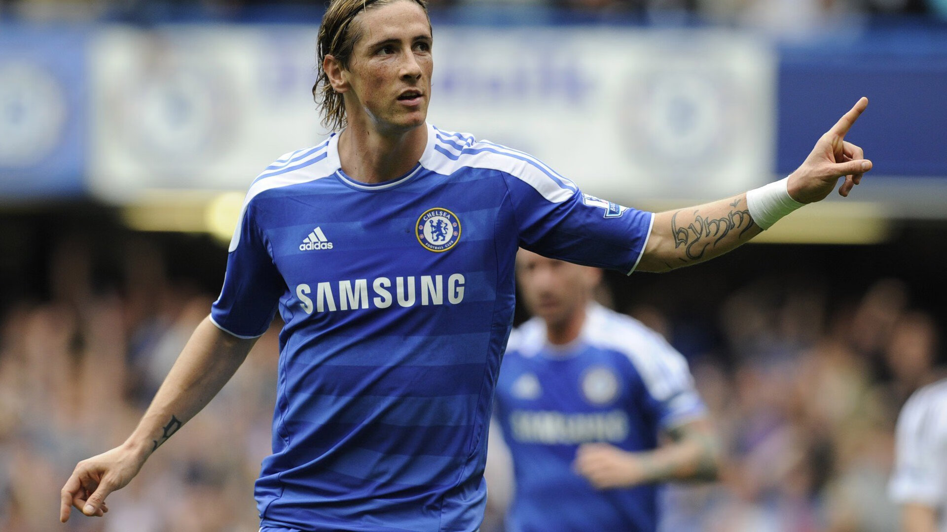 跨境文化:多国运动员线上线下同时竞技